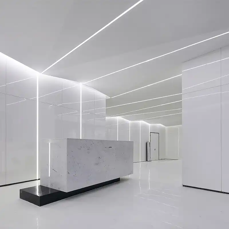 Es poden tallar a mida els llums LED lineals?